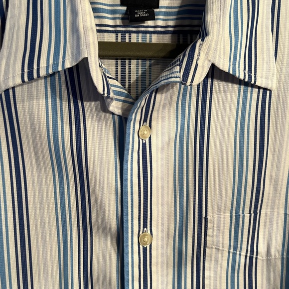 Vintage Gap Men’s L/S Button Down Shirt - Picture 4 of 7